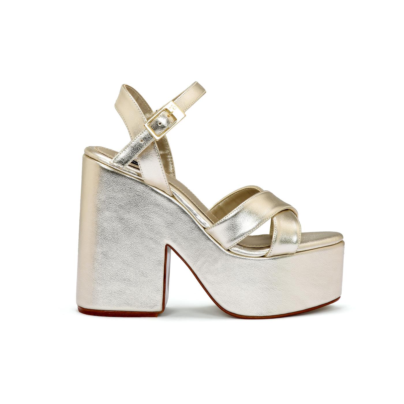 Danna Classic Gold